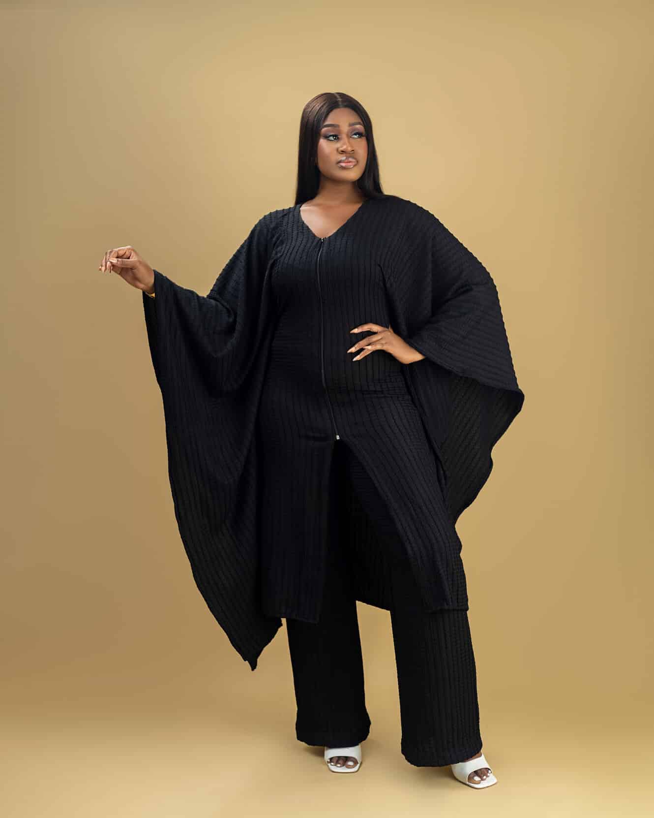 Amira Set image 1